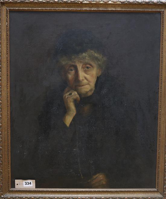 Macauley, portrait of a lady